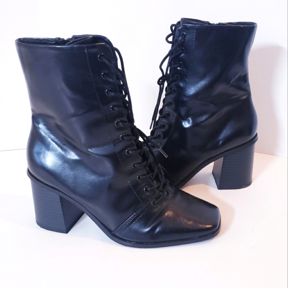 Steampunk Lace-Up Boots with zipper